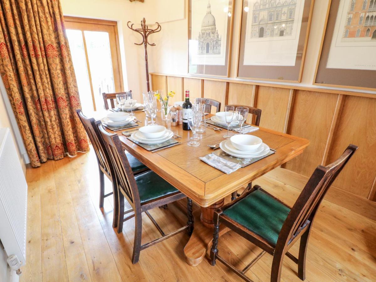 רוז'לי Bellamour End Cottage מראה חיצוני תמונה