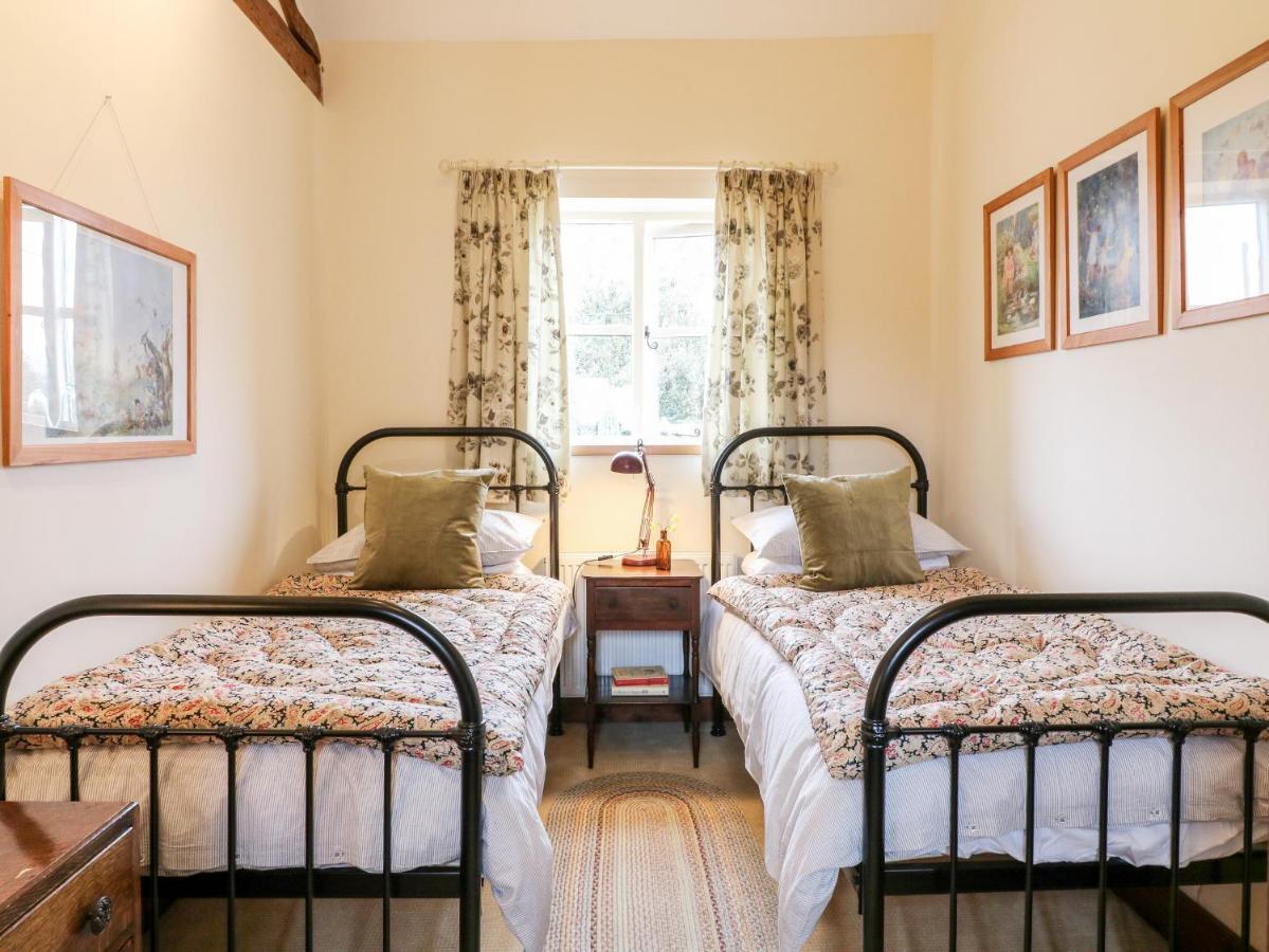 רוז'לי Bellamour End Cottage מראה חיצוני תמונה